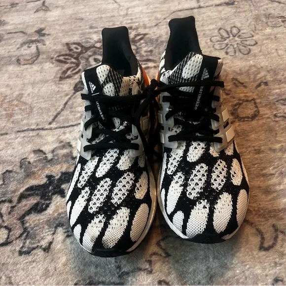 Adidas Men's Ultraboost 1.0 Sz 9 Marimekko Black Cloud White Semi Coral GZ2565 - Picture 3 of 7